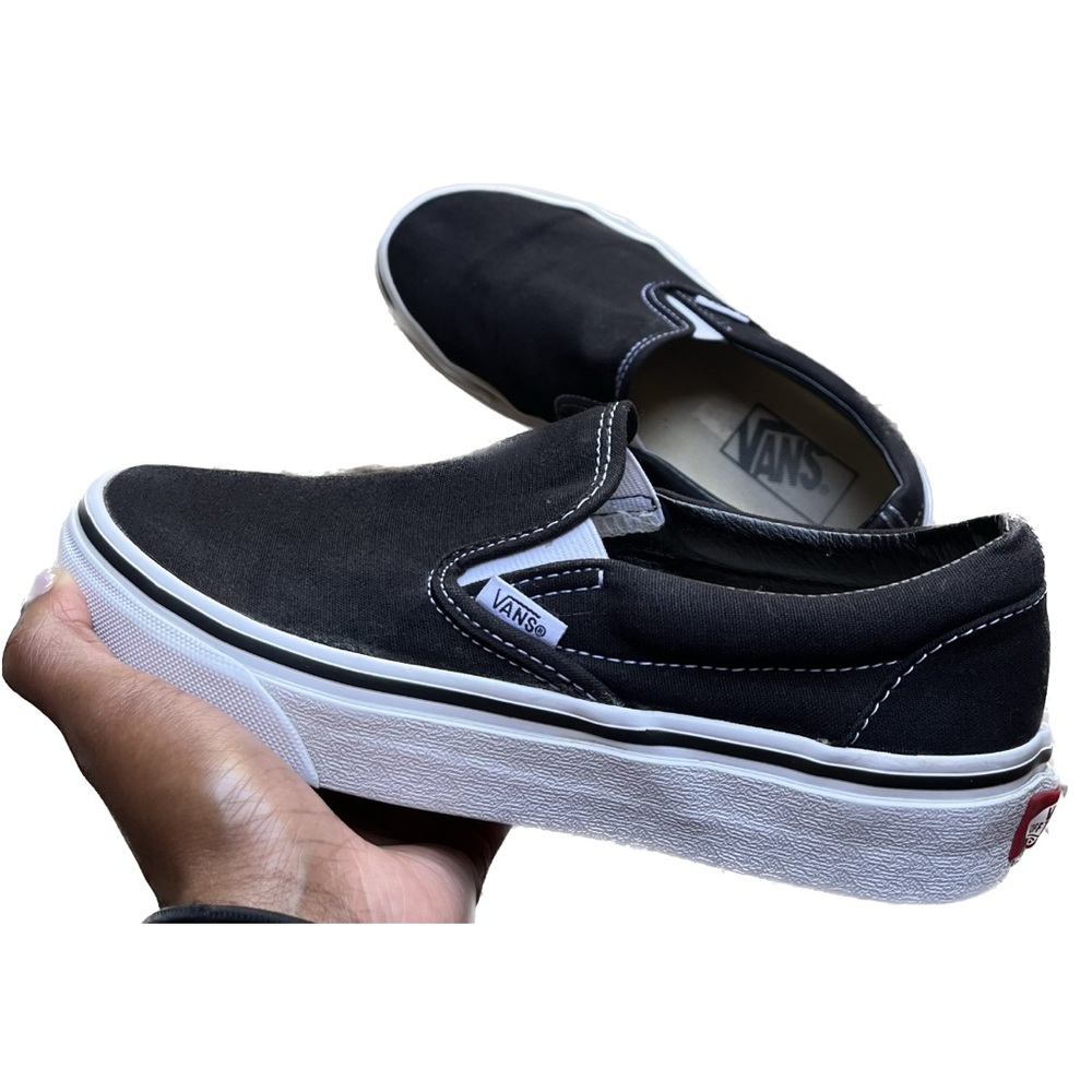 Classic slip on Vans (unisex sizing)